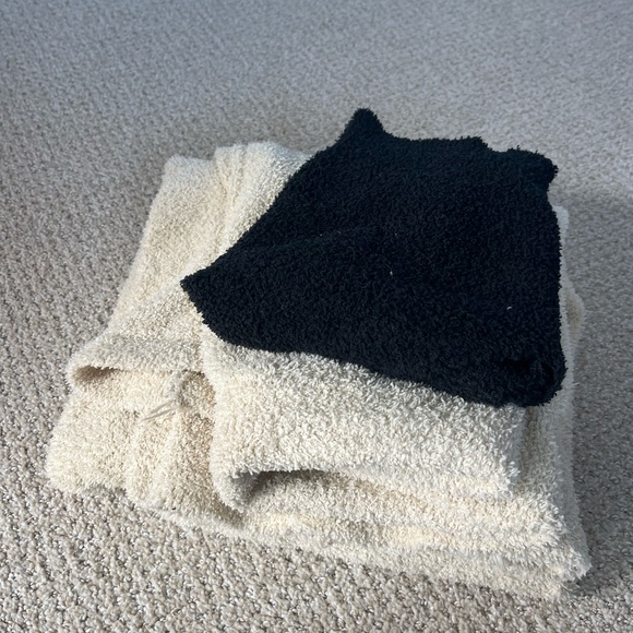 Fuzzy matching set — crop top and lounge pants - Picture 8 of 9